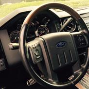 Ford F-250 SUPER DUTY HARLEY DAVIDSON EDITION