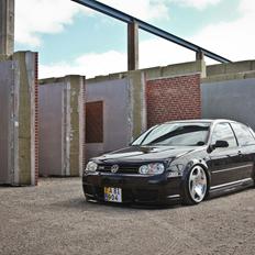 VW Golf 4 R32 4-Motion Airride!