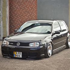 VW Golf 4 R32 4-Motion Airride!