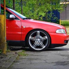 Audi A4 B5 1.9TDI Avant Facelift S-line*