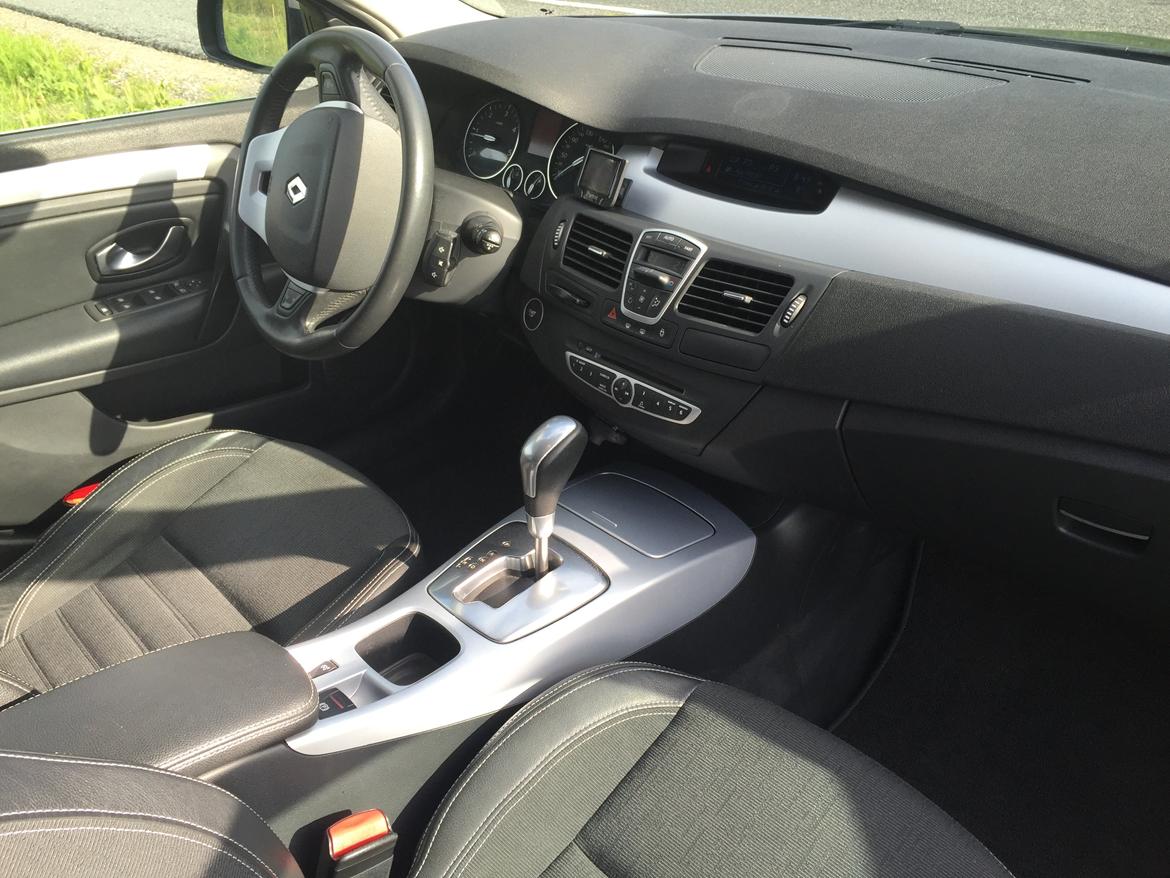 Renault Laguna III 2,0 dCI Dynamique ST aut. billede 9