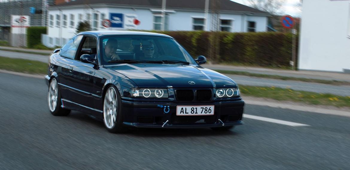 BMW E36 325I Coupé billede 3