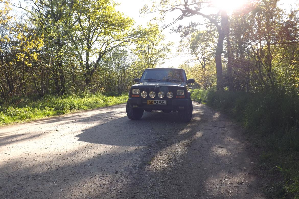 Jeep Cherokee billede 16