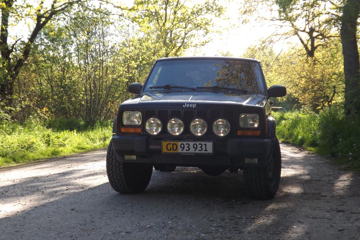 Jeep Cherokee billede 17