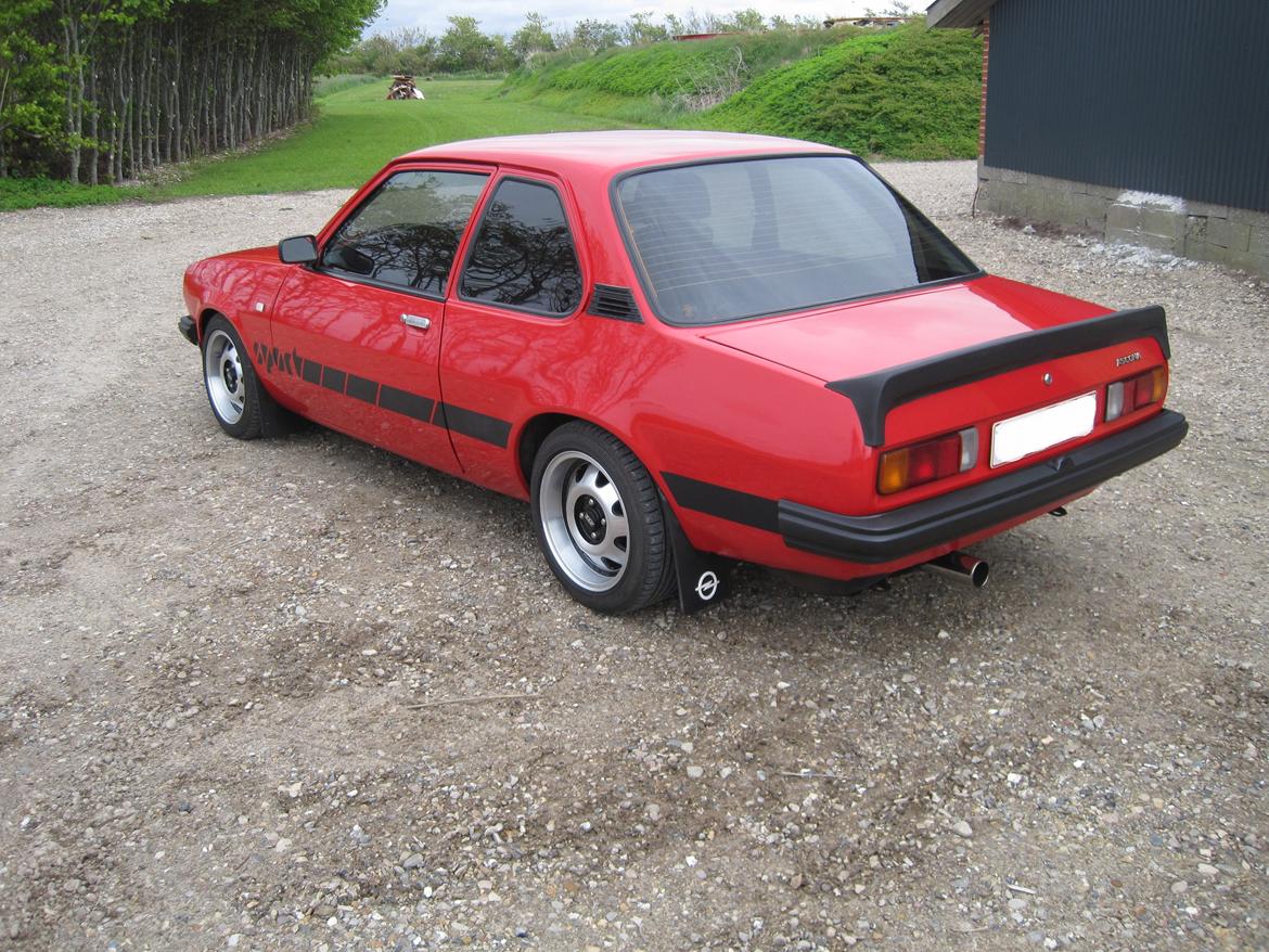 Opel Ascona B 2.0 E billede 3