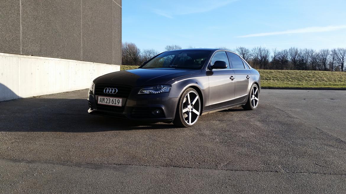 Audi A4 B8 2.0 tfsi  billede 1