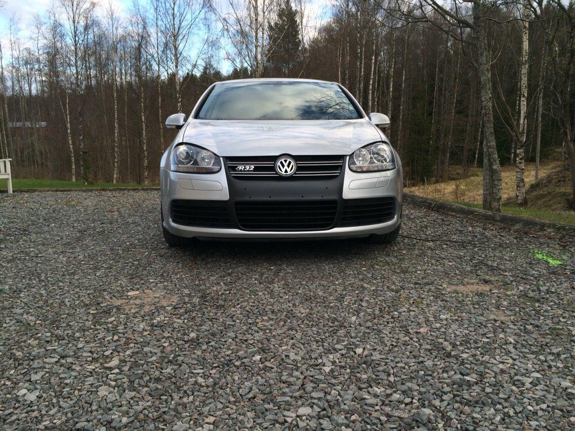 VW Golf 5 R32 billede 1