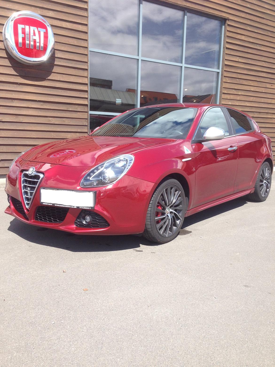 Alfa Romeo Giulietta 1750 TBi QV Van billede 1