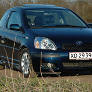 Toyota Yaris  Blue P1 F