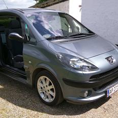 Peugeot 1007 1.6 16v Sport 2tronic *død i skov 