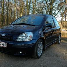 Toyota Yaris  Blue P1 F