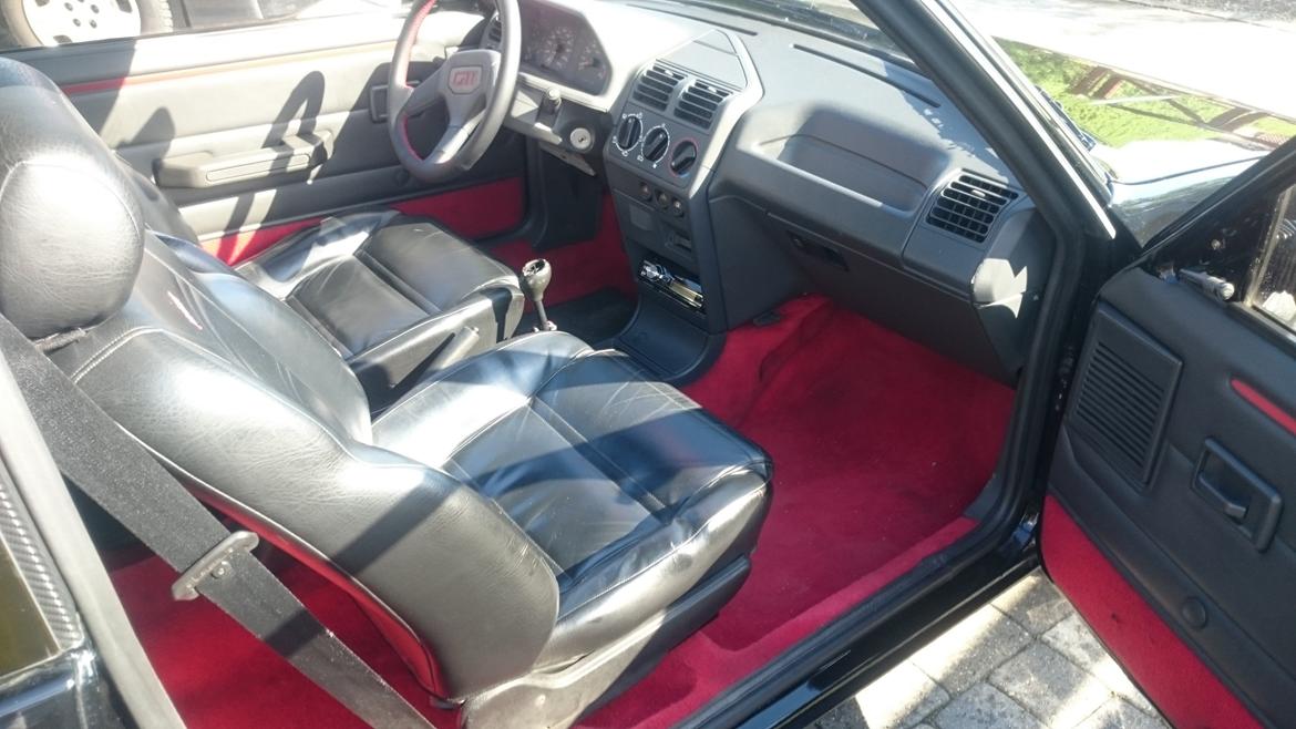 Peugeot 205 GTI 1.9 billede 10