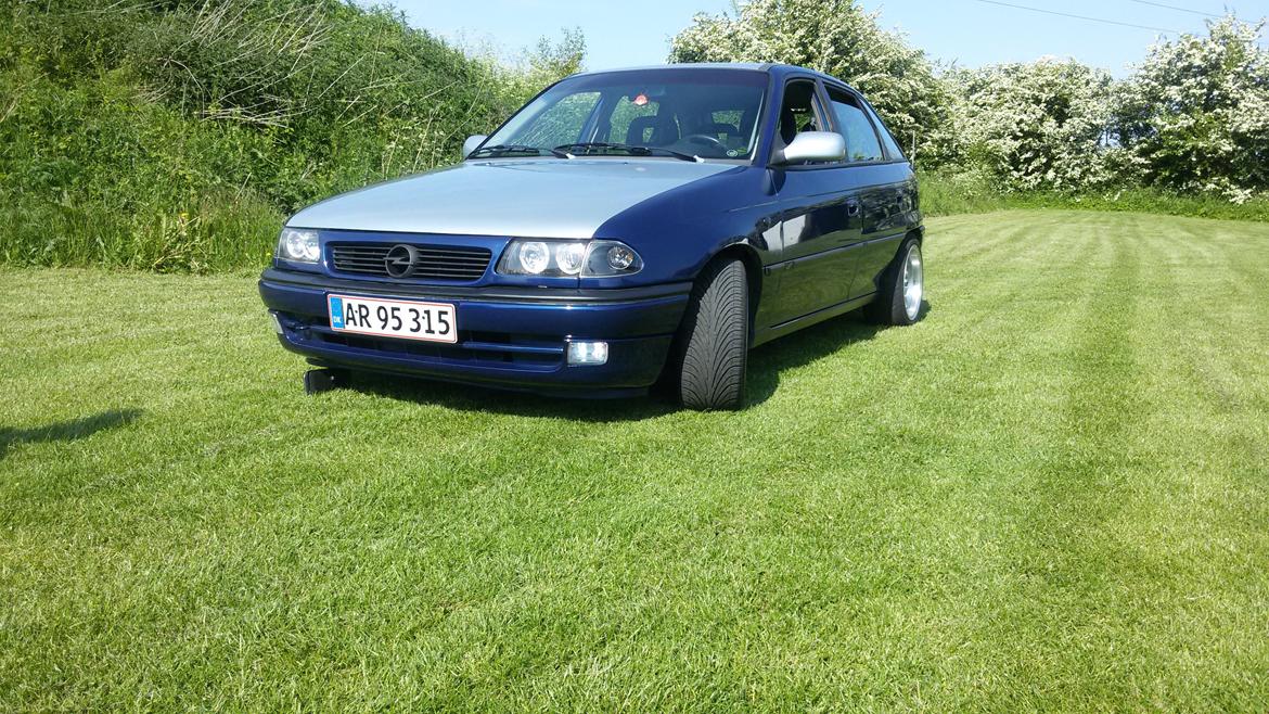 Opel Astra F 5 d Club  billede 17