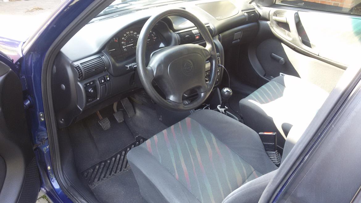 Opel Astra F 5 d Club  billede 13