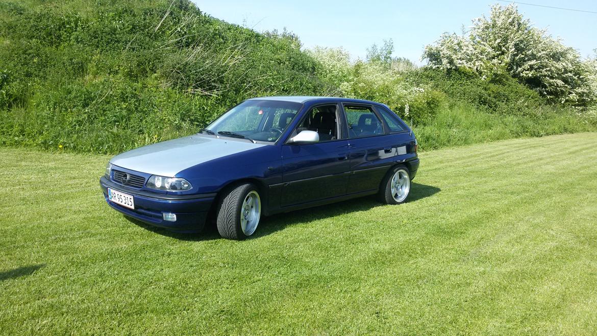 Opel Astra F 5 d Club  billede 15