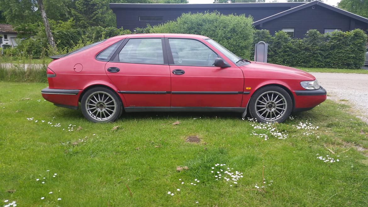 Saab 900 S 2,0 16V Turbo - Har lavet lidt kosmetisk rust inden syn, ellers er den urørt udvendig. billede 1