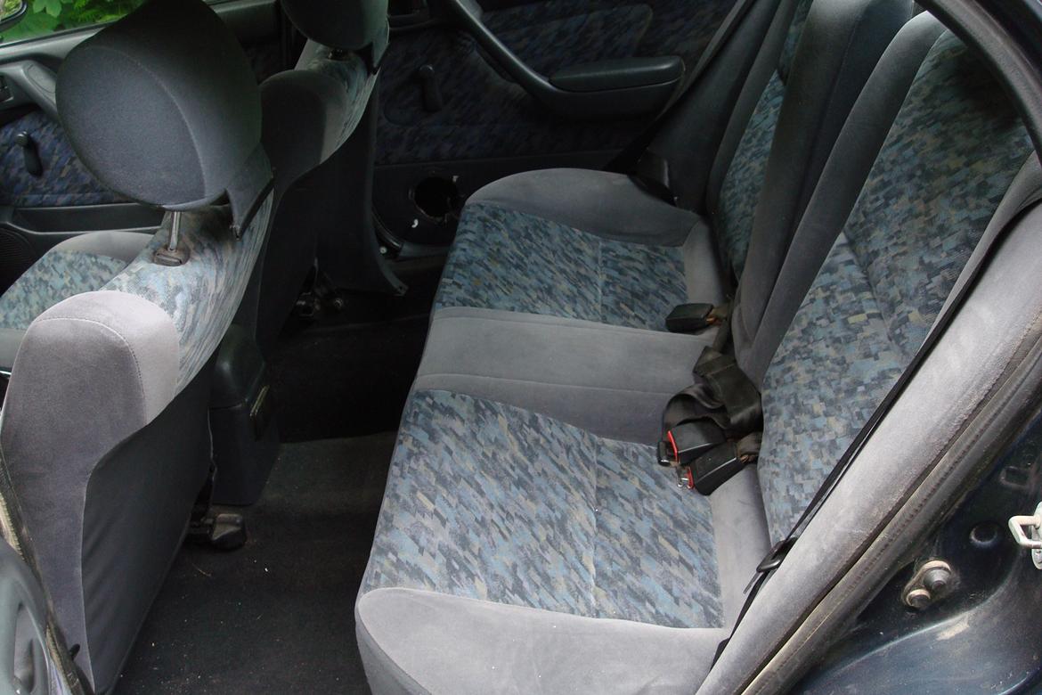 Toyota Carina E (SOLGT) billede 7