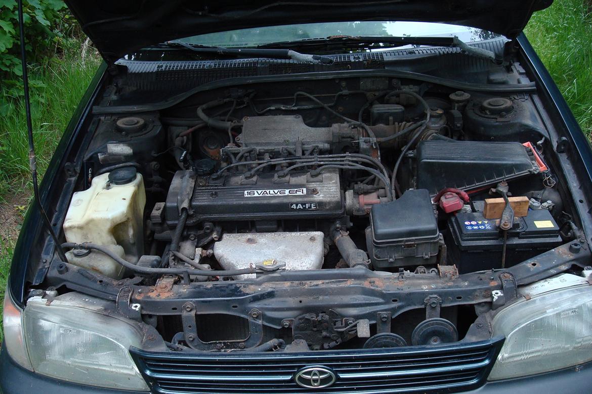 Toyota Carina E (SOLGT) billede 9