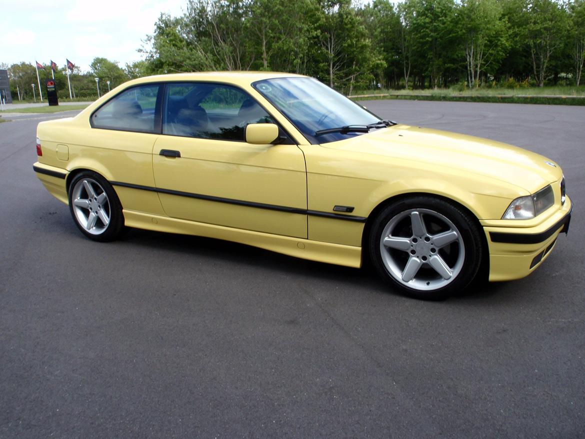 BMW 328i billede 1