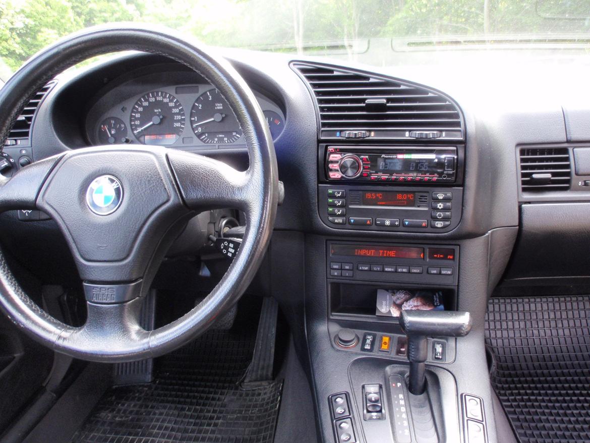 BMW 328i billede 10