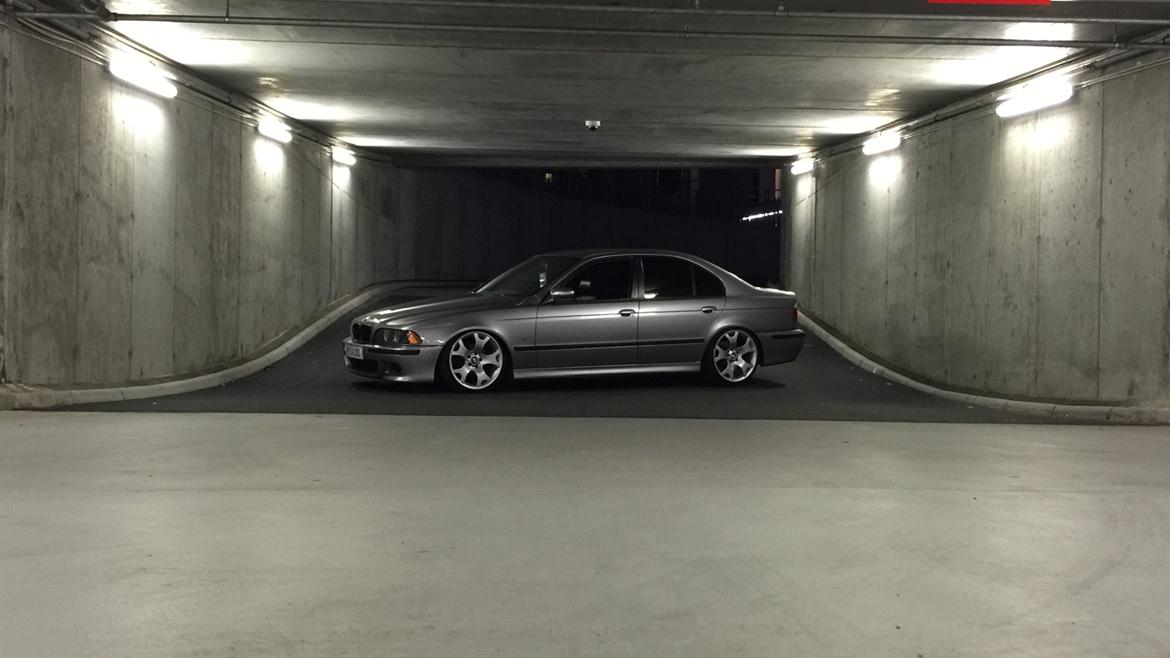 BMW E39 528ia solgt billede 18