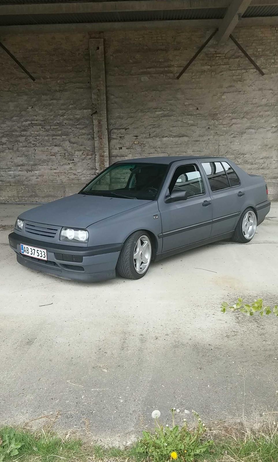 VW Vento billede 1