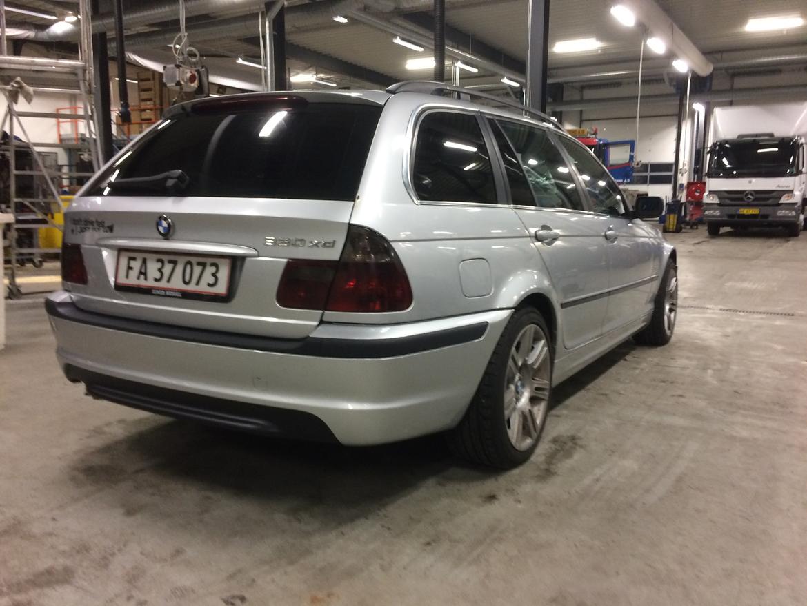 BMW E46 330XD billede 3
