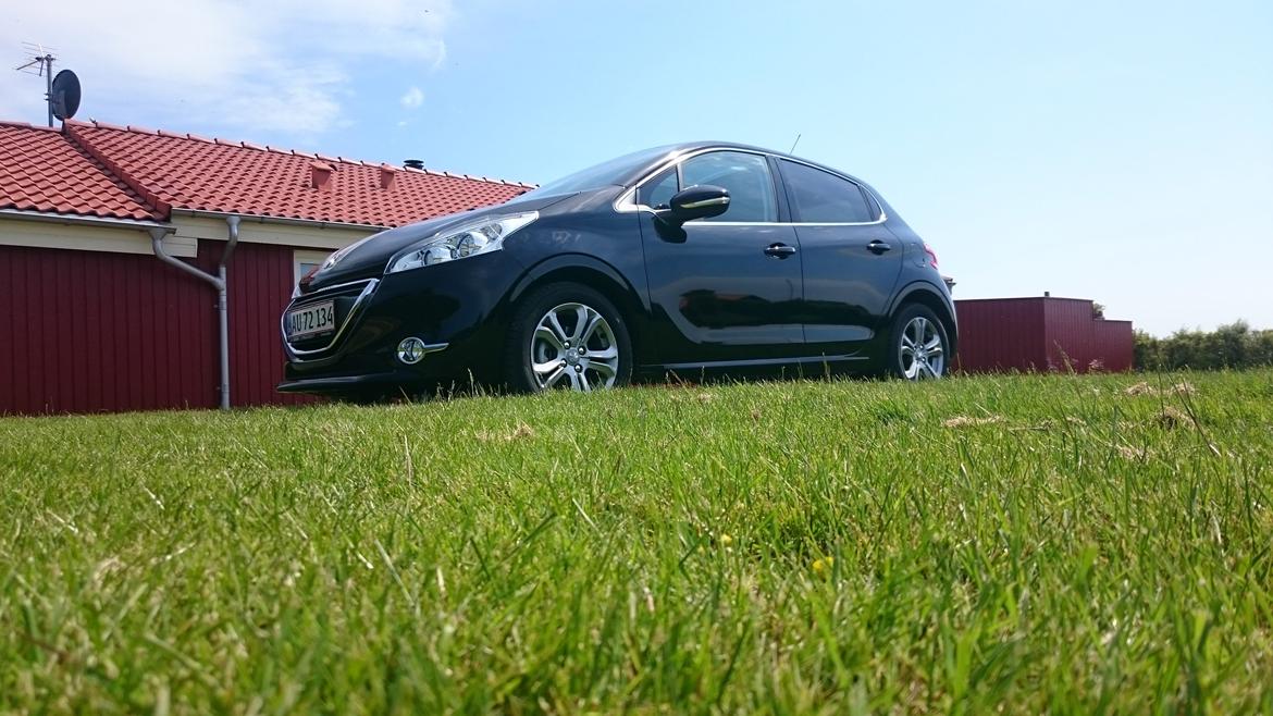 Peugeot 208 1,2 VTI Supreme billede 3