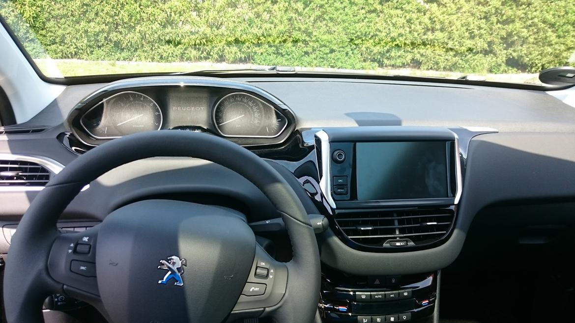 Peugeot 208 1,2 VTI Supreme billede 12