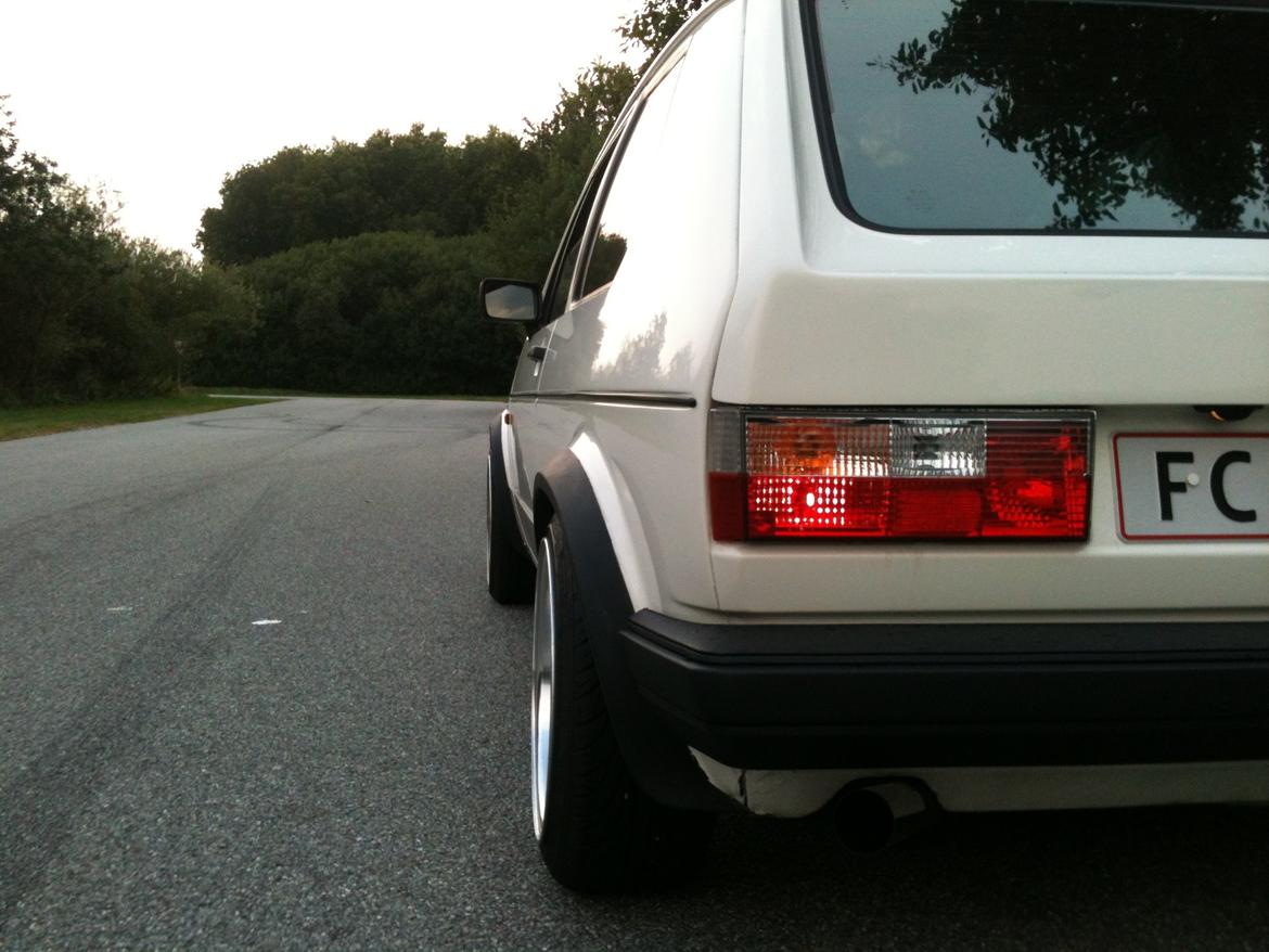 VW Golf 1 GTI 16V - Solgt billede 2