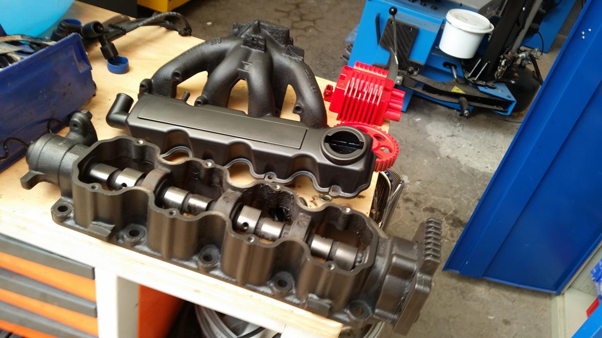 Opel Corsa B 1.4i 8v sport - toppakningskift og udv. renovering. mums det blir godt billede 10