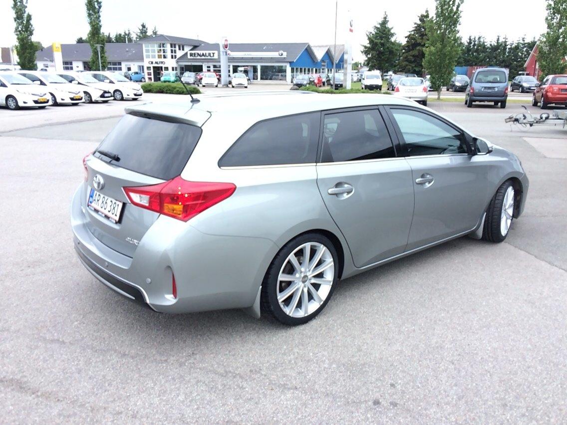 Toyota Auris Touring Sports T2 Premium Comfort Skyview 1G billede 24