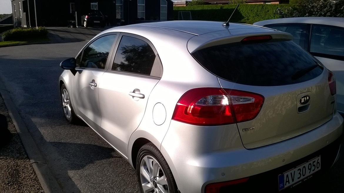 Kia Rio cvvt limited billede 2