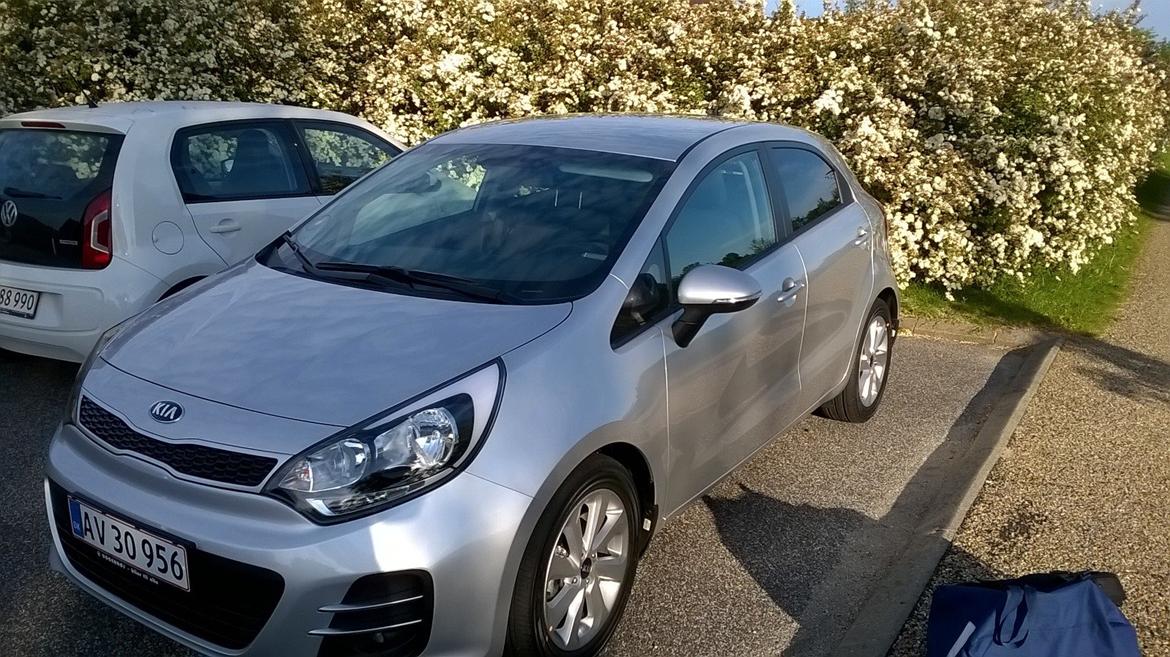 Kia Rio cvvt limited billede 1