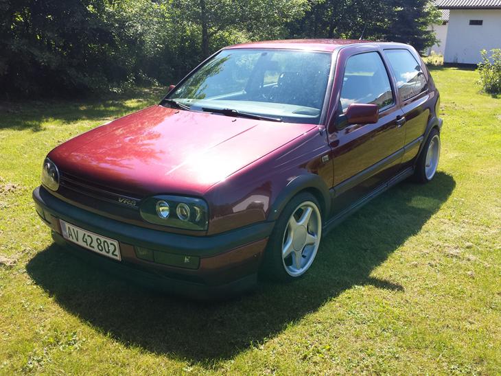 {{currentPhoto.altText}} billede {{currentPhoto.number}}