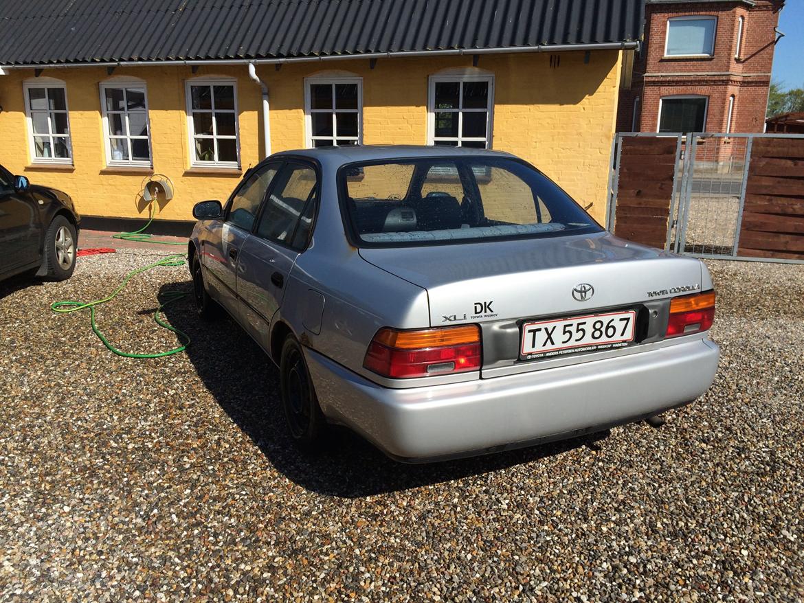 Toyota Corolla e10 billede 5