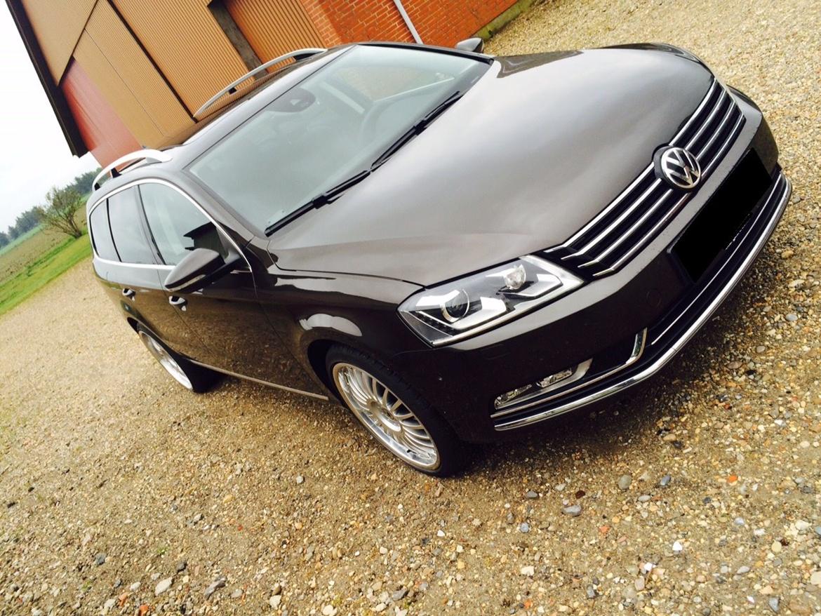 VW Passat B7 Stc. Highline SOLGT billede 5