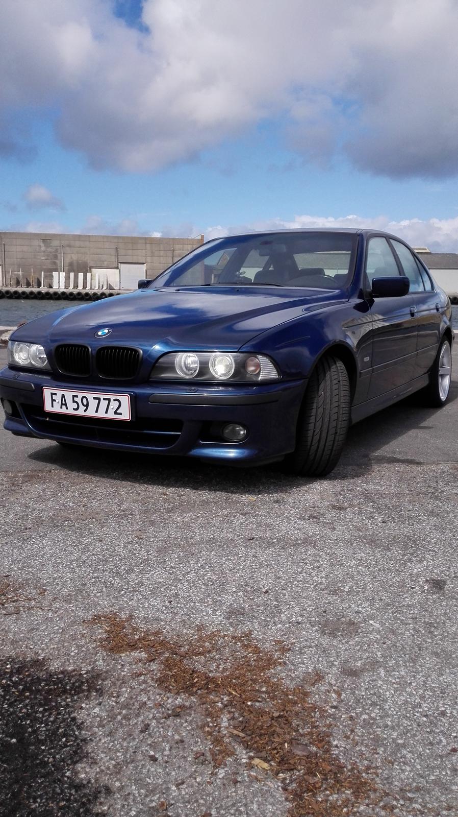 BMW E39 540i / SOLGT :'( billede 3