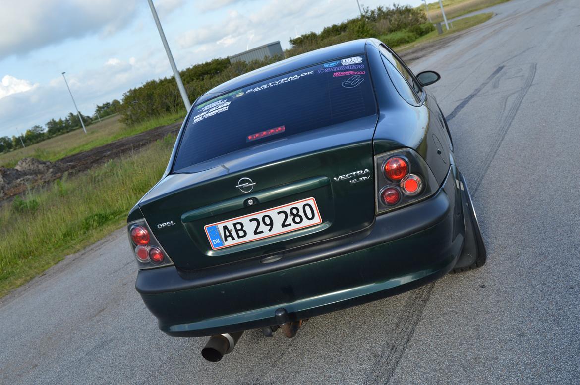 Opel Vectra 1,6 16v aut ((Solgt)) billede 7