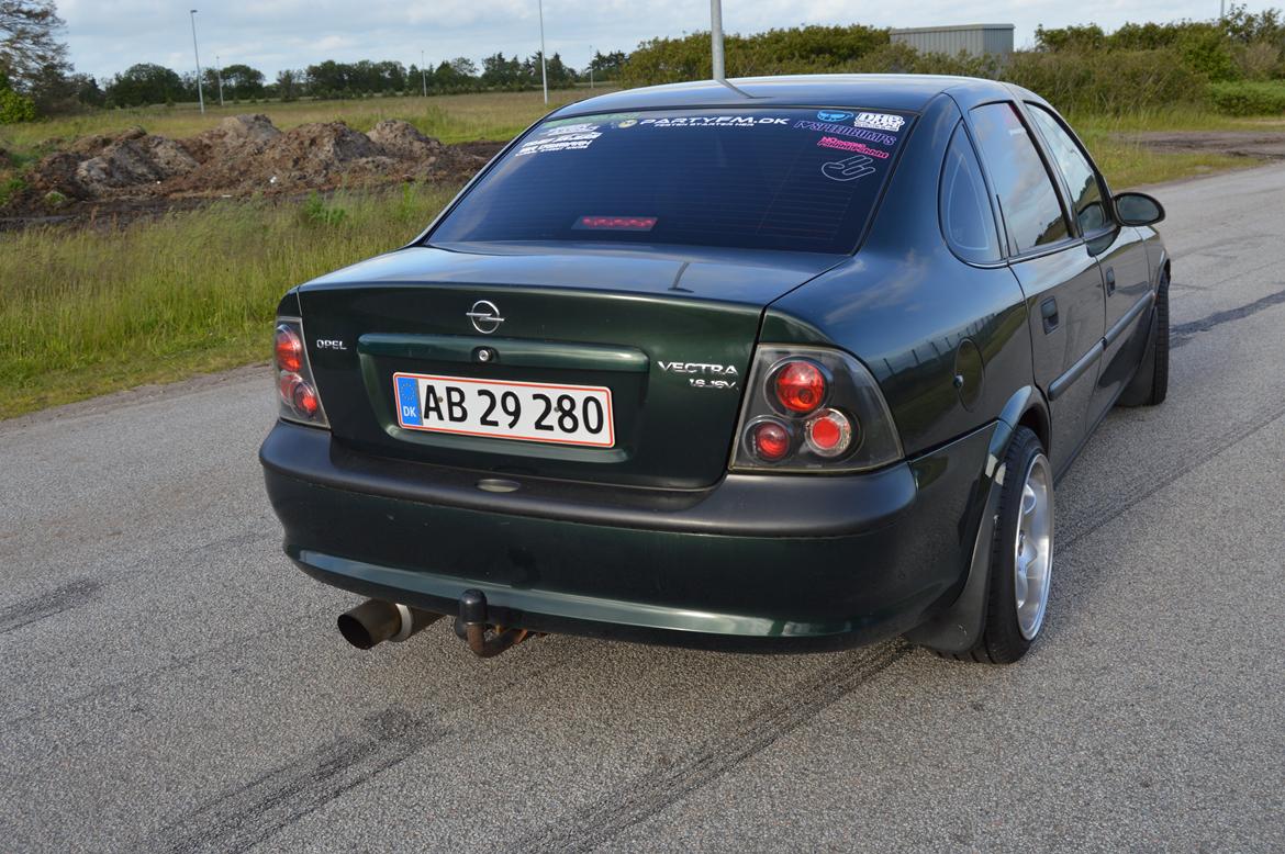 Opel Vectra 1,6 16v aut ((Solgt)) billede 13