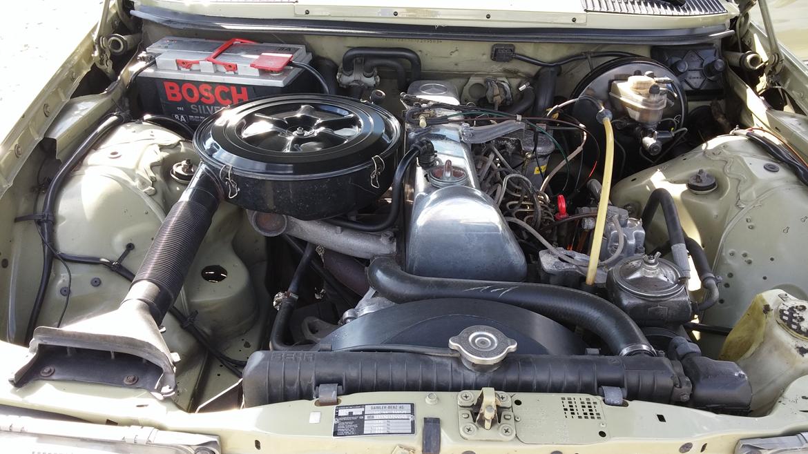 Mercedes Benz W123 300D billede 3