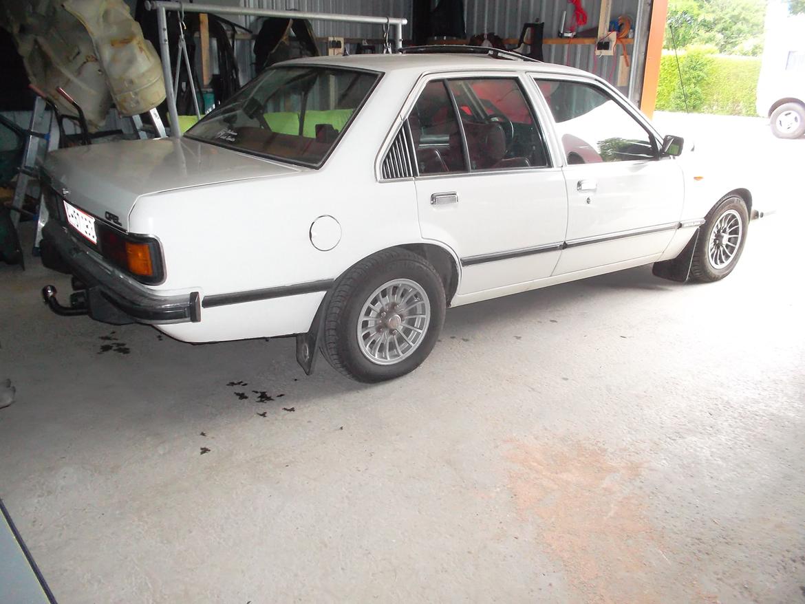 Opel commodore c 2.5s billede 12