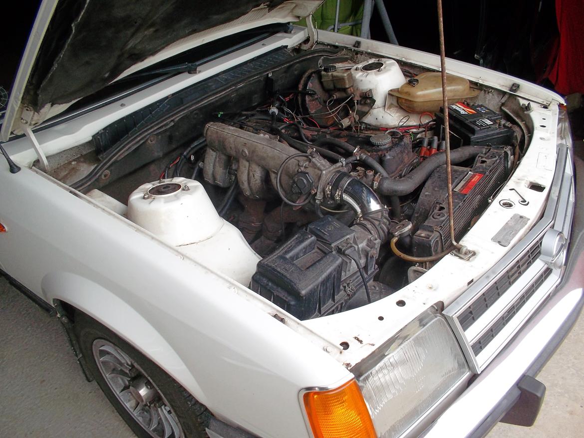 Opel commodore c 2.5s billede 13