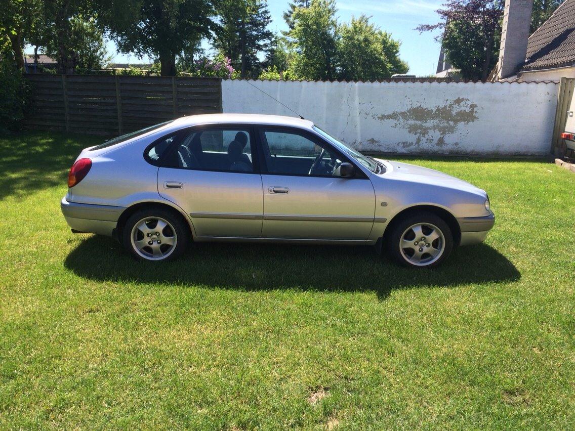 Toyota Corolla 1,3 L/B billede 9