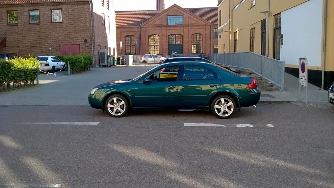 Ford Mondeo 1.8 Trend *SOLGT* billede 13