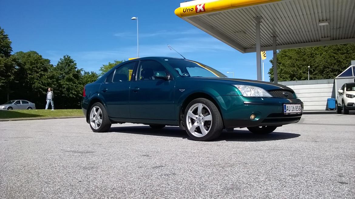 Ford Mondeo 1.8 Trend *SOLGT* billede 11