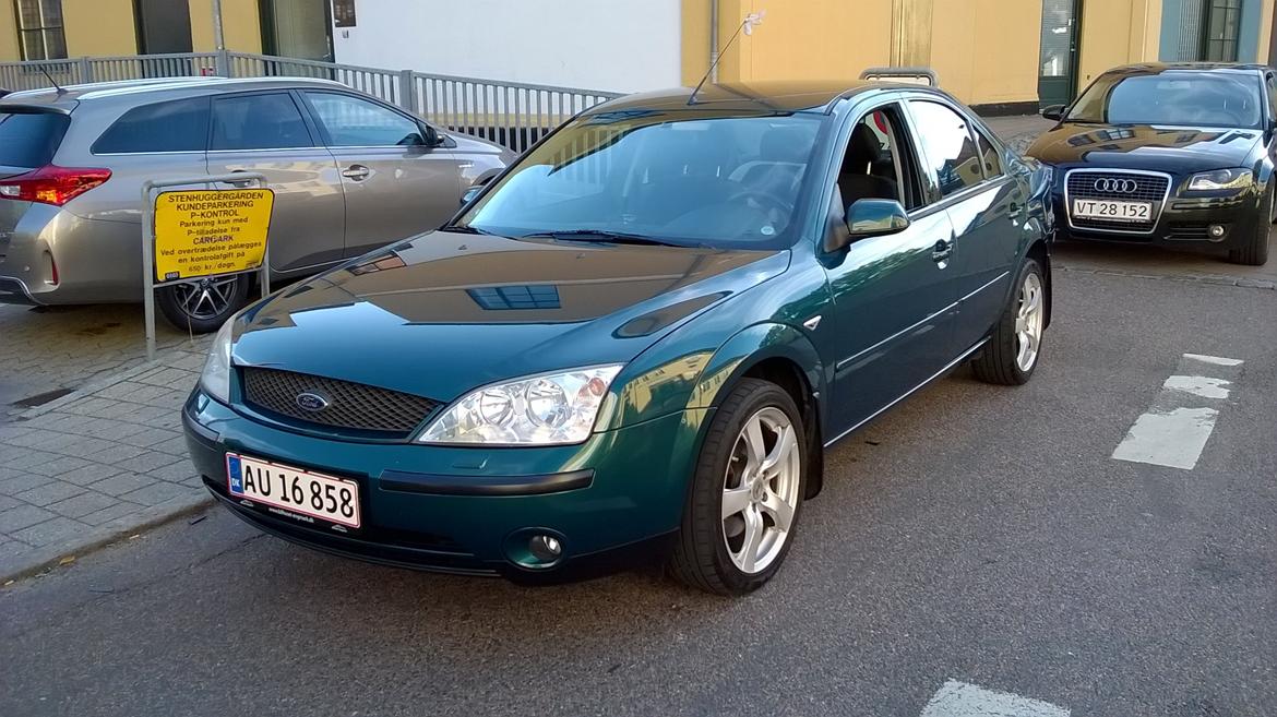 Ford Mondeo 1.8 Trend *SOLGT* billede 15
