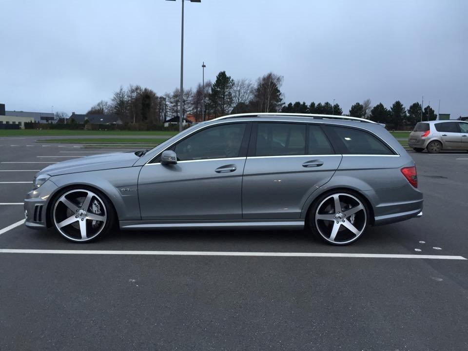 Mercedes Benz C63 AMG billede 6