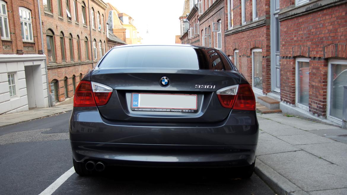 BMW 330i E90 billede 9