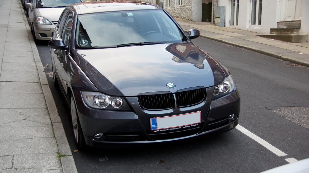 BMW 330i E90 billede 6